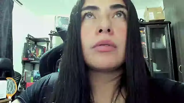 Snapshot of missexy303av chatting on 02-26-25, 11:52 missexy303av online show from 02-26-25, 11:52