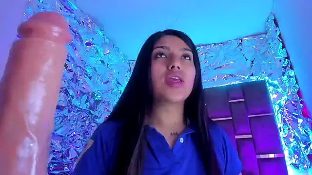 SarahStones online show from 12-01-25, 09:54