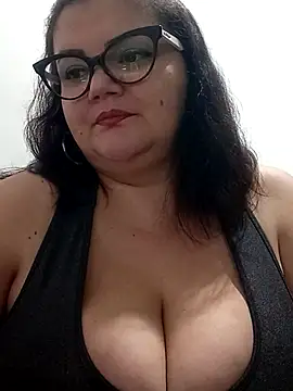 Madisonpalacio online show from 10-25-25, 12:21