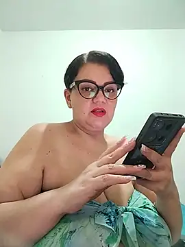 Madisonpalacio online show from 06-26-26, 04:13