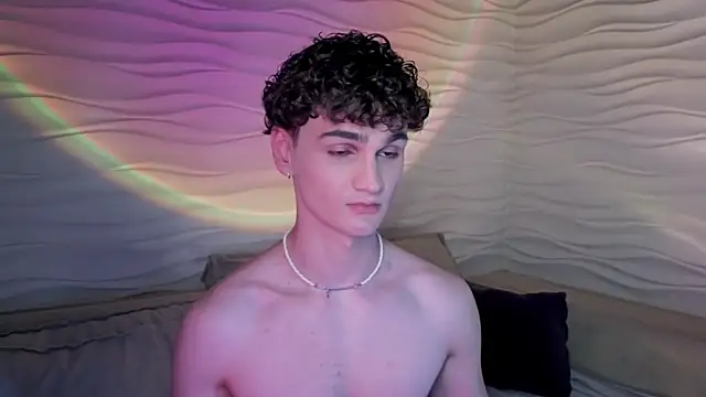 Snapshot of adam_21cm__ chatting on 02-09-25, 08:13 adam 21cm online show from 02-09-25, 08:13