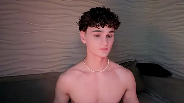 Snapshot of adam_21cm__ chatting on 02-01-25, 04:54 adam 21cm online show from 02-01-25, 04:54