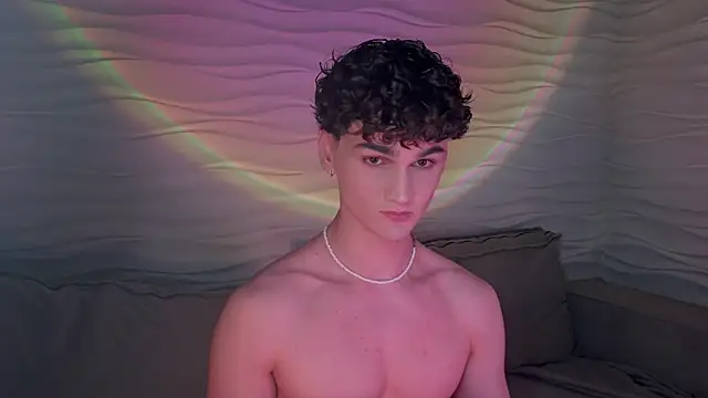 Snapshot of adam_21cm__ chatting on 02-16-25, 04:32 adam 21cm online show from 02-16-25, 04:32