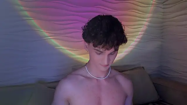 Snapshot of adam_21cm__ chatting on 02-20-25, 04:36 adam 21cm online show from 02-20-25, 04:36