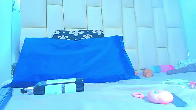 Snapshot of mss_mar chatting on 10-25-25, 03:17 mss mar online show from 10-25-25, 03:17