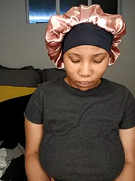 DrippinCaramelCutie online show from 11-26-25, 01:38