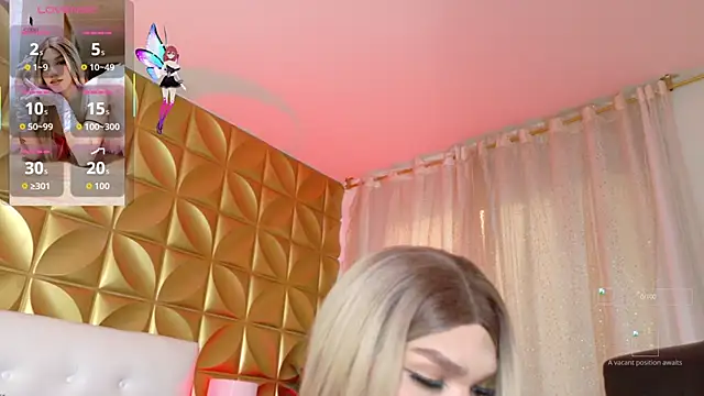 Snapshot of Sara-Smith- chatting on 11-04-25, 12:31 Sara-Smith- online show from 11-04-25, 12:31