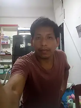 Snapshot of activo202 chatting on 10-22-25, 01:05 activo202 online show from 10-22-25, 01:05
