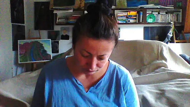 MariaAnaSunshine online show from 10-24-25, 07:51