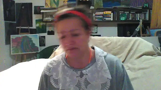 MariaAnaSunshine online show from 10-15-25, 07:55