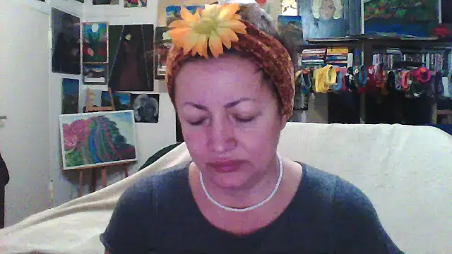 MariaAnaSunshine online show from 01-14-26, 05:55