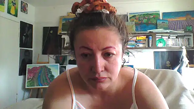 MariaAnaSunshine online show from 10-31-25, 09:28