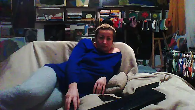 MariaAnaSunshine online show from 12-13-25, 08:04