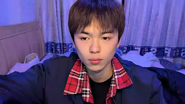 xiaottt1918 online show from 01-17-25, 12:52