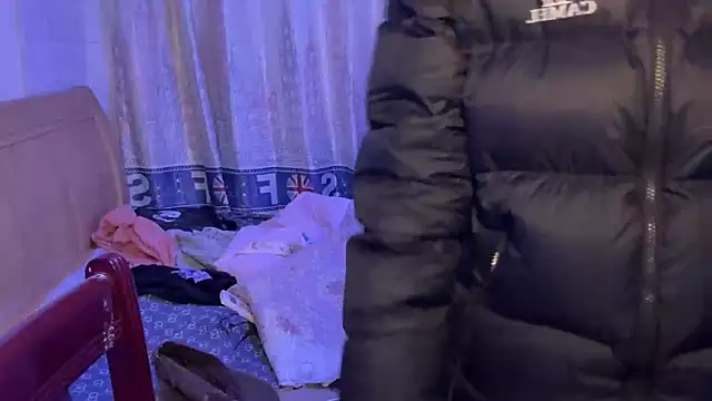 xiaottt1918 online show from 01-08-25, 02:56