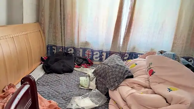 xiaottt1918 online show from 01-16-25, 05:32