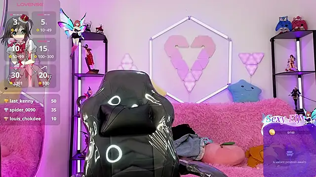 littlevixen18 online show from 03-19-25, 05:17