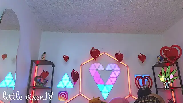 littlevixen18 online show from 03-18-26, 02:41