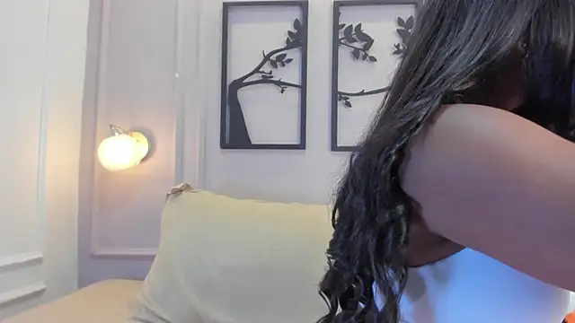 zoe roux21 online show from 11-20-25, 03:07