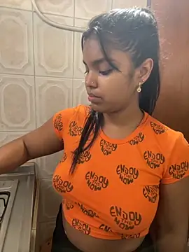 zoe roux21 online show from 10-23-25, 10:19