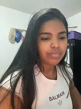 zoe roux21 online show from 10-20-25, 11:16