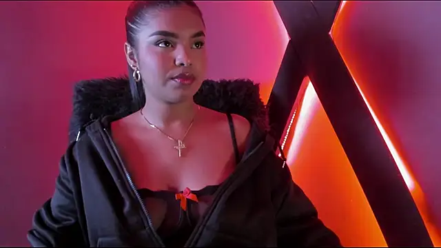 zoe roux21 online show from 09-26-25, 04:30