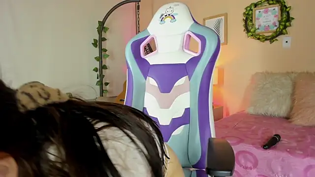 honey fox1 online show from 03-14-25, 09:00