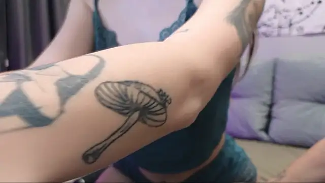 Snapshot of charlie_din chatting on 03-04-26, 07:10 charlie din online show from 03-04-26, 07:10