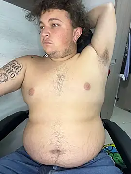 AndresChuboi online show from 11-25-25, 06:19