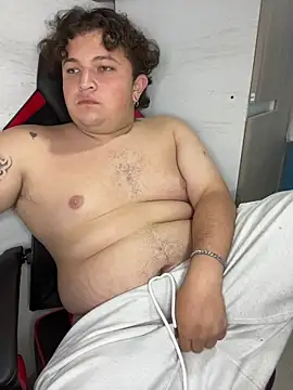 AndresChuboi online show from 11-14-25, 02:48