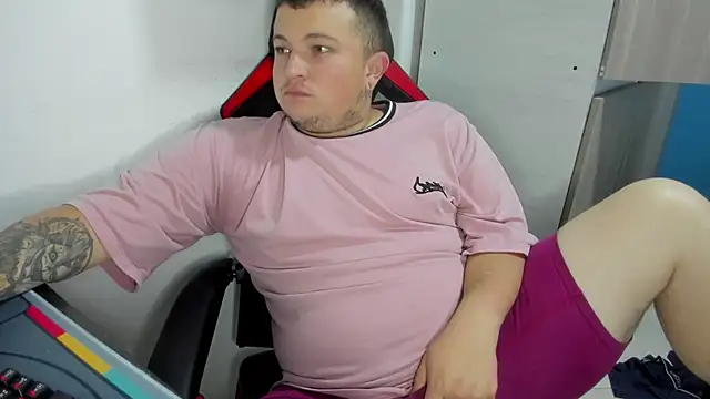 AndresChuboi online show from 01-12-26, 05:36