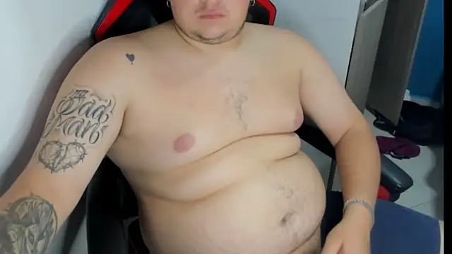 AndresChuboi online show from 12-18-25, 05:34