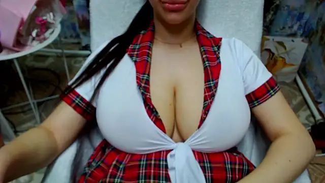 Snapshot of lovelyseu chatting on 02-18-26, 08:22 lovelyseu online show from 02-18-26, 08:22