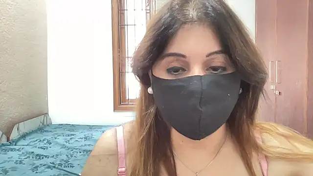 Snapshot of sassypooja chatting on 05-15-26, 06:33 sassypooja online show from 05-15-26, 06:33