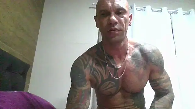 Arc8njoblack online show from 04-16-26, 04:02