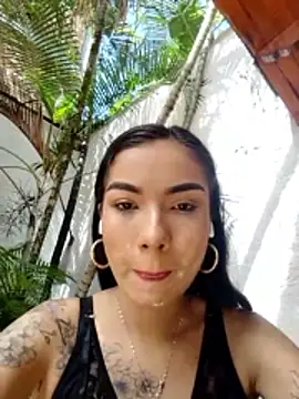 Snapshot of scarlet_castro chatting on 11-25-25, 04:07 scarlet castro online show from 11-25-25, 04:07