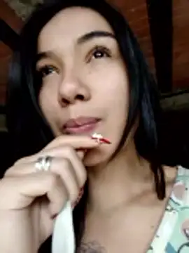 Snapshot of scarlet_castro chatting on 12-18-25, 07:29 scarlet castro online show from 12-18-25, 07:29