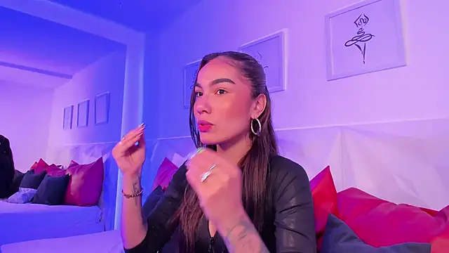 scarlet castro online show from 04-07-26, 05:04