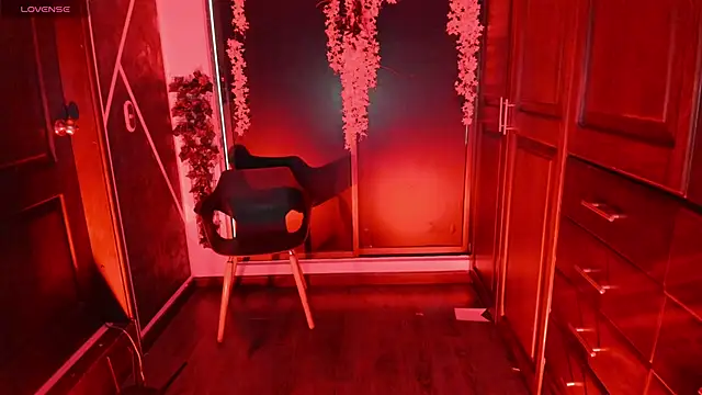 SexyNaf online show from 11-04-25, 07:17