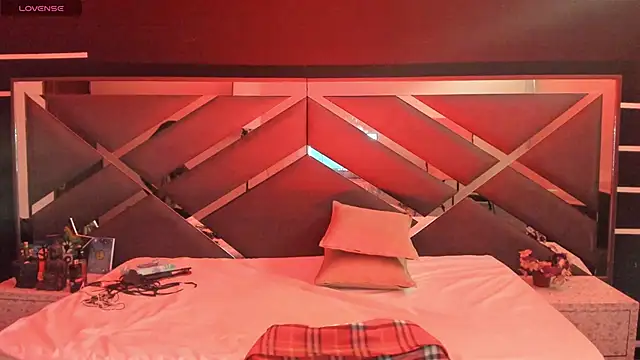 SexyNaf online show from 09-12-25, 07:35
