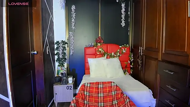 SexyNaf online show from 12-03-25, 07:13