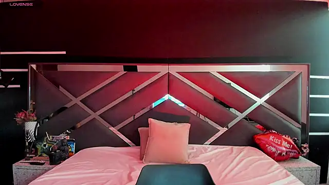 SexyNaf online show from 09-17-25, 07:05