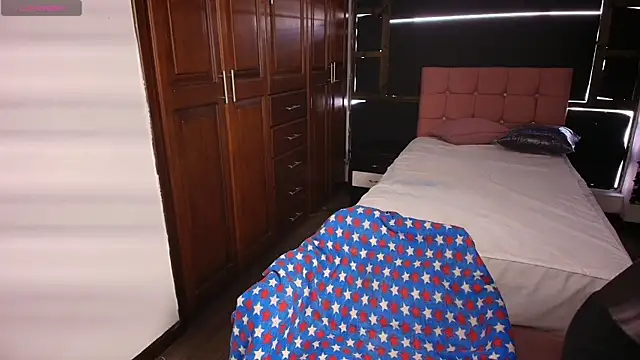 SexyNaf online show from 11-22-25, 07:57