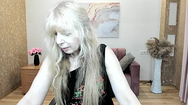Snapshot of Anna_Diax chatting on 05-22-26, 11:52 Anna Diax online show from 05-22-26, 11:52