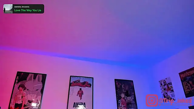 Snapshot of martinarousee chatting on 10-26-25, 10:21 martinarousee online show from 10-26-25, 10:21