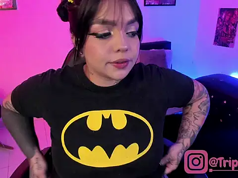 Snapshot of martinarousee chatting on 10-05-25, 09:16 martinarousee online show from 10-05-25, 09:16