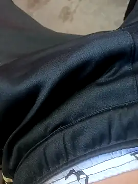 Snapshot of ElBati492 chatting on 10-08-25, 08:31 ElBati492 online show from 10-08-25, 08:31