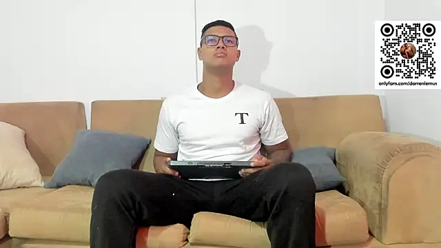 Darren hot2 online show from 02-07-25, 06:24