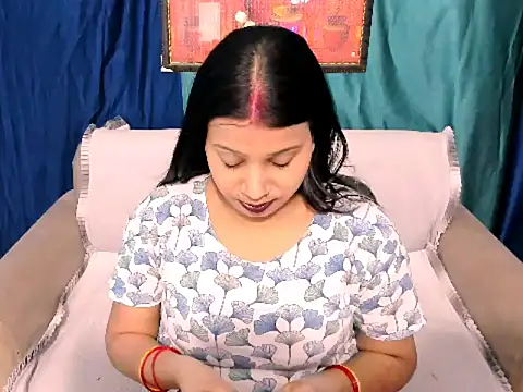 kendracox21 online show from 04-19-26, 04:02