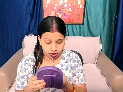 kendracox21 online show from 04-22-26, 02:18